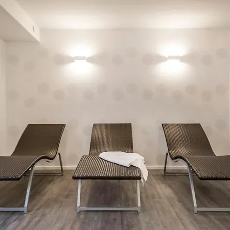 Haus Strandlaeufer 3 1 Strandhaus 3 1 * Busum